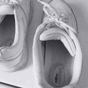 White comfort sneakers
