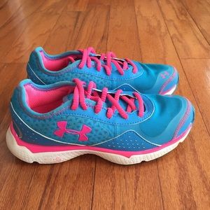 🎀UNDER ARMOUR Girls' Tennis Shoe
