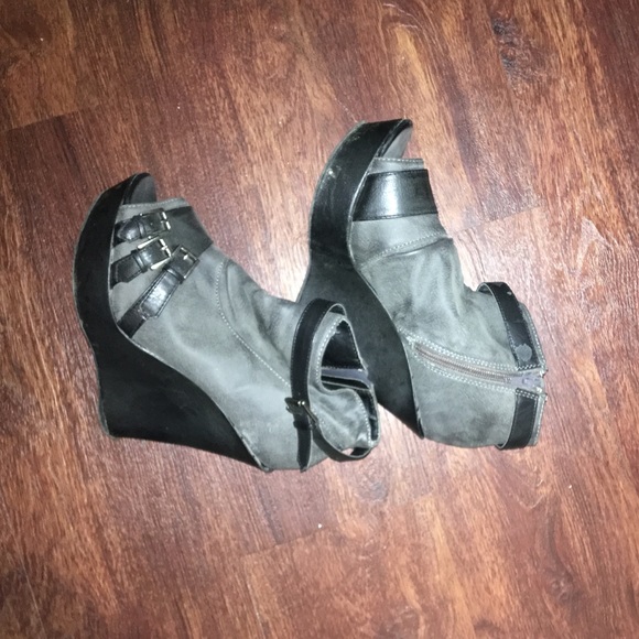 vintage Charlotte Russe wedges