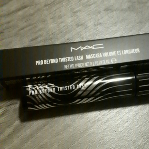 🎀Last One! MAC Pro Beyond Twisted Lash 🎀