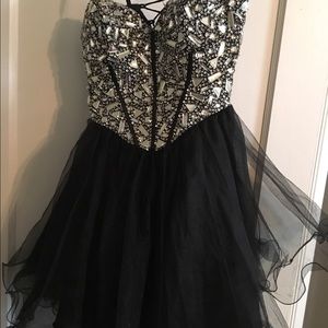 Gorgeous homecoming/formal dress