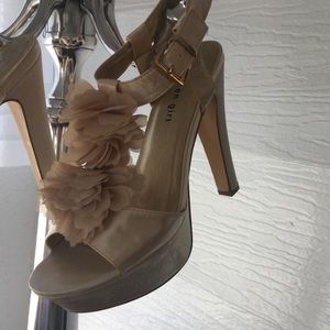 Final price! Nude Satin Madden Girl Heels Sz 9
