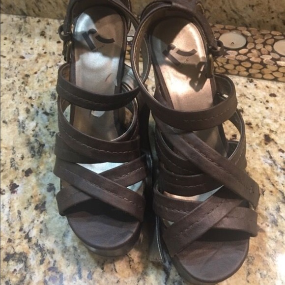 Brown straps black bottom Wedges size 7.5