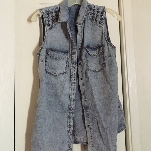 Acid-washed denim studded tank top