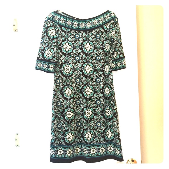 Medallion patterned shift dress