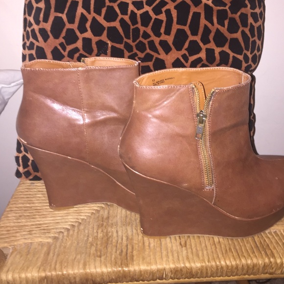 Brown boot heels