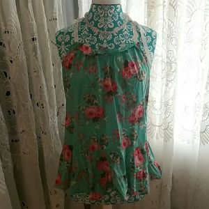 Mossimo Supply Co. Tops - Floral Shabby Chic Tank Top Mossimo Supply Co. Tops - Floral Shabby Chic Tank Top