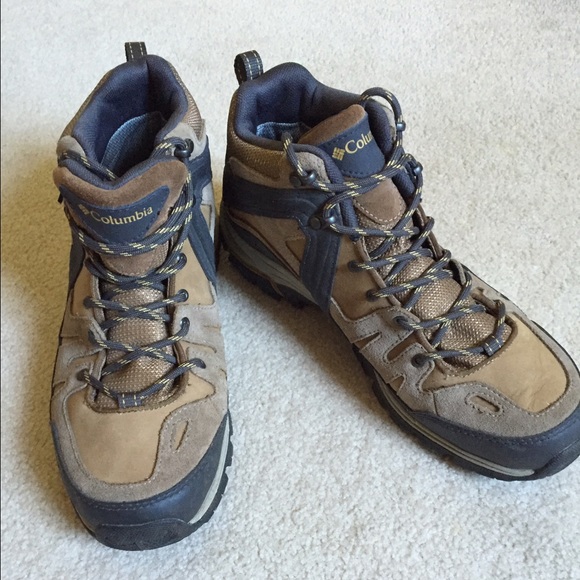 Men's Columbia hiking boots worn once! Brand new!