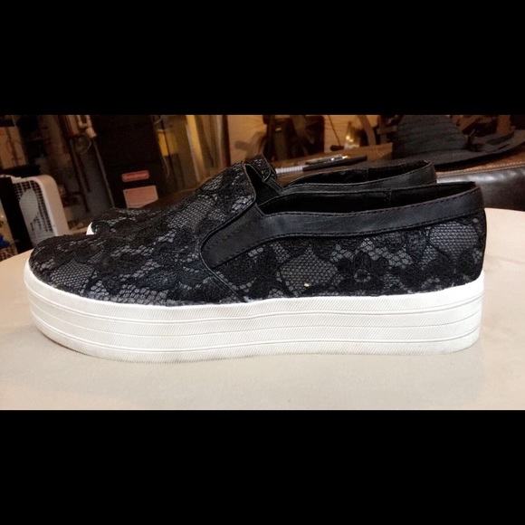 Black Lace Platform Shoes