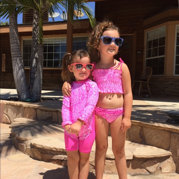 UPF Protection One Piece Swimsuit - Picture 1 of 4