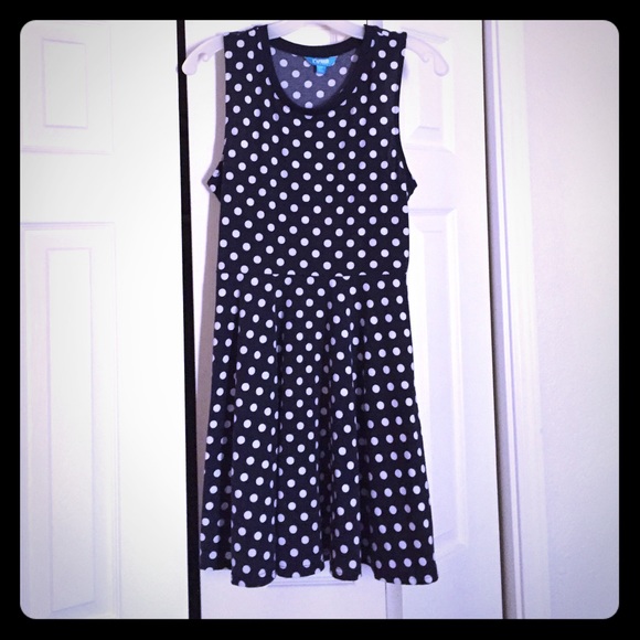 Navy blue polka-dotted dress