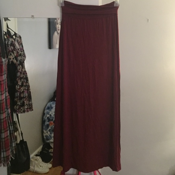 Maxi skirt size small