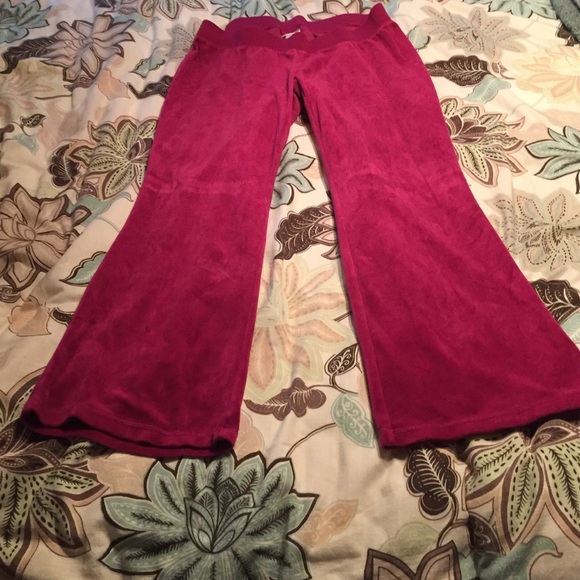 Maternity velour sweat suit