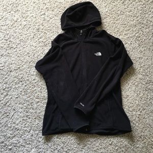 North Face TKA100 Hooded fleece jacket