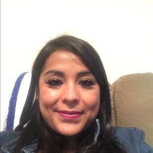 Meet your Posher, Joanna