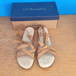 Leather sandals