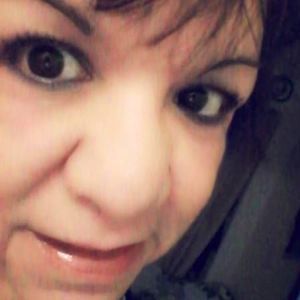 Meet your Posher, Debra