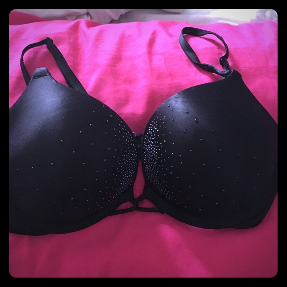 Victoria secret bombshell