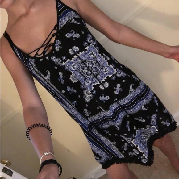 Dress - Picture 3 of 3