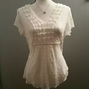 Lush lacy white top