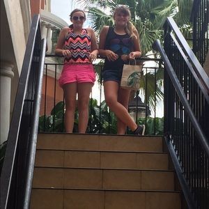 Meet your Posher, Jolie