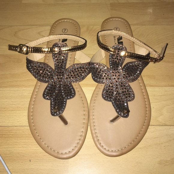 Glittery brown ankle sandal