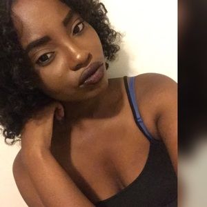 Meet your Posher, Ayana