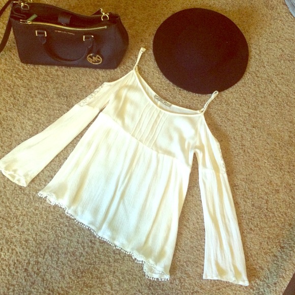 White long sleeve hippie blouse