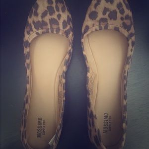 Leopard Flats