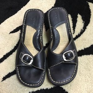 Covington Black wedges