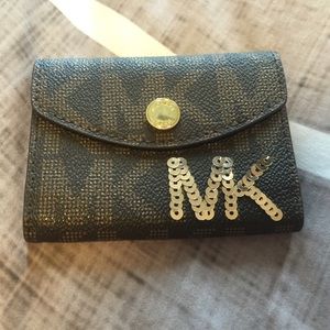 Michael kors mini wallet