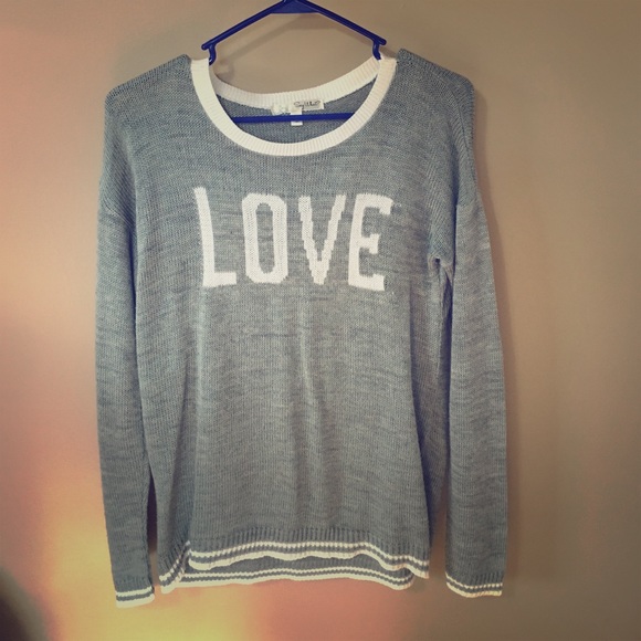 Oversized Love sweater