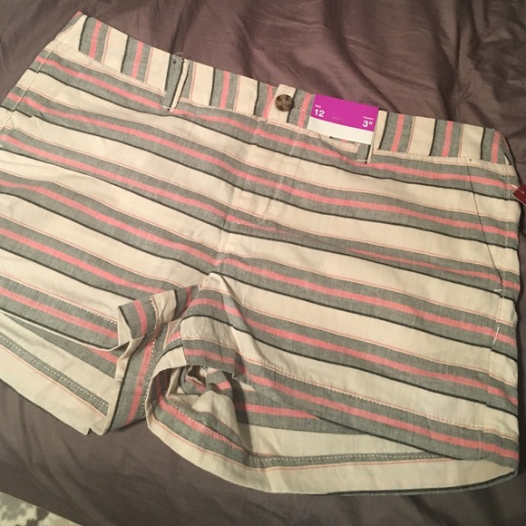 ❁ NWT! // Target // Striped Shorts ❁