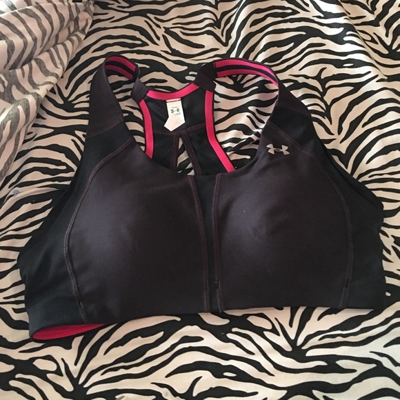 Sports bra