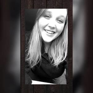 Meet your Posher, Rebecca