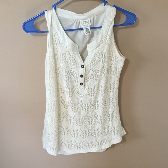 Lace detail tank top