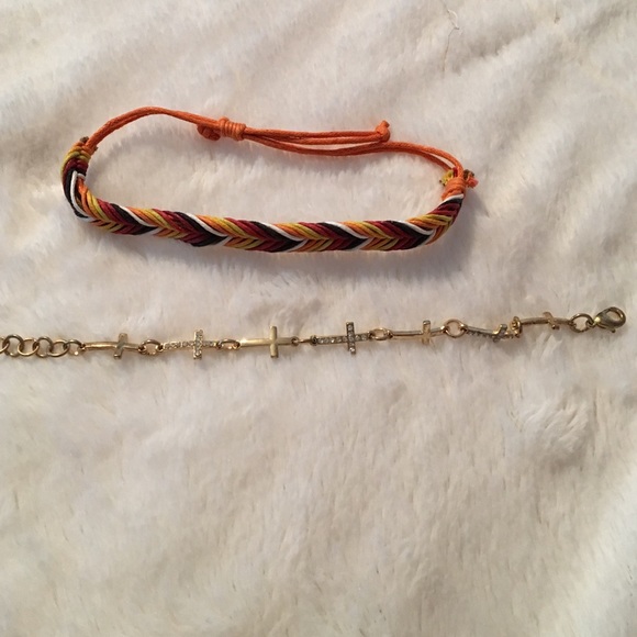 2 bracelets