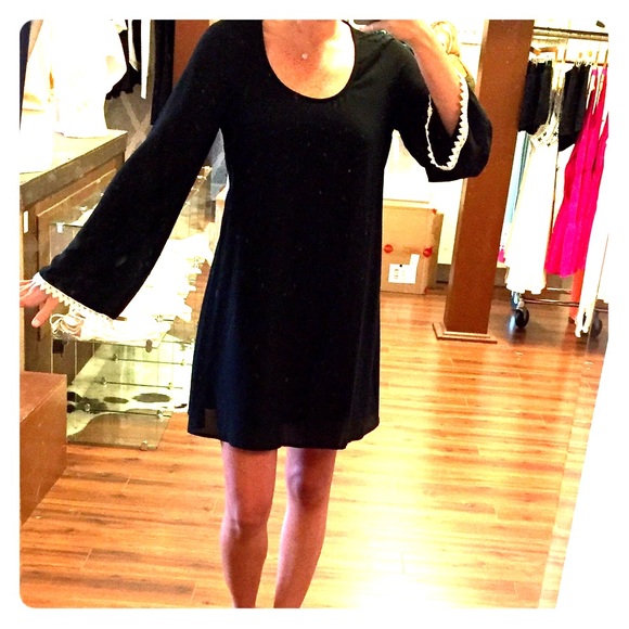 Long sleeve black dress - Picture 1 of 4