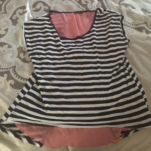 BLACK WHITE & PINK Medium Sized shirt with Bow
