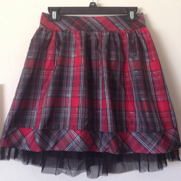 Black and red Cherokee plaid skirt