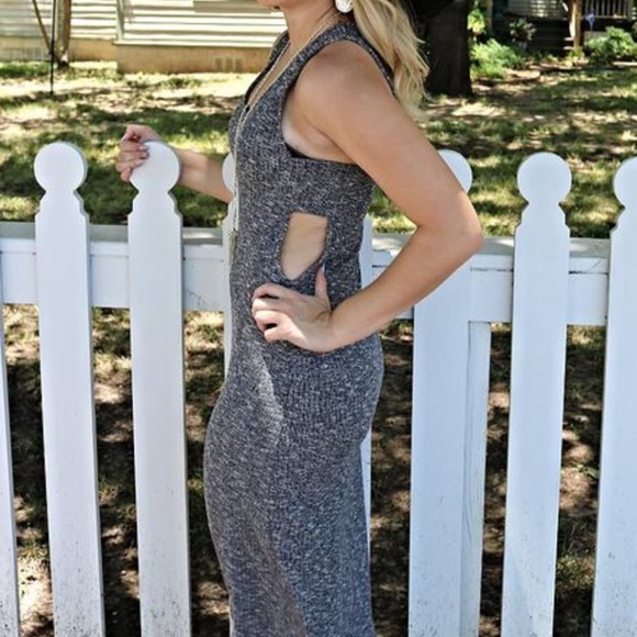 Peach love cut out maxi dress - Picture 2 of 2