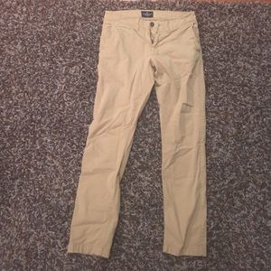 29/32 AE skinny Khakis