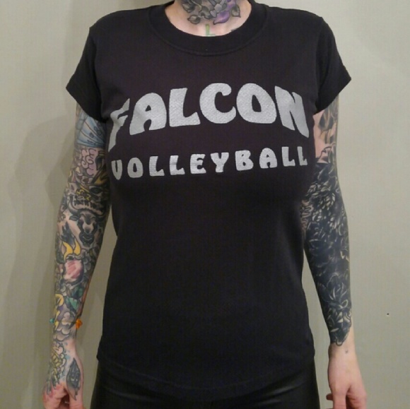 Vintage Falcon Volleyball tee.
