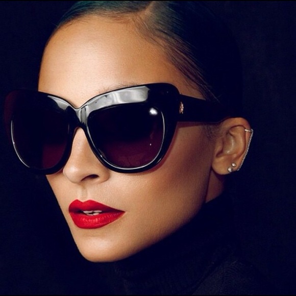 House of Harlow 1960 Chelsea glasses