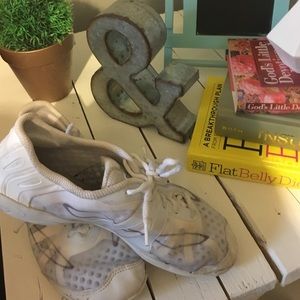 infinity cheer shoes