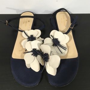 Kate spade leather flower sandals navy and white