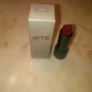Bite Beauty Zivoli lipstick