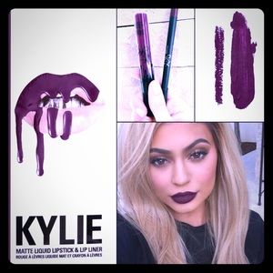 Kylie lip kit in kourtney K "Kourt K"