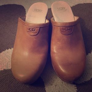 Ugg Clogs