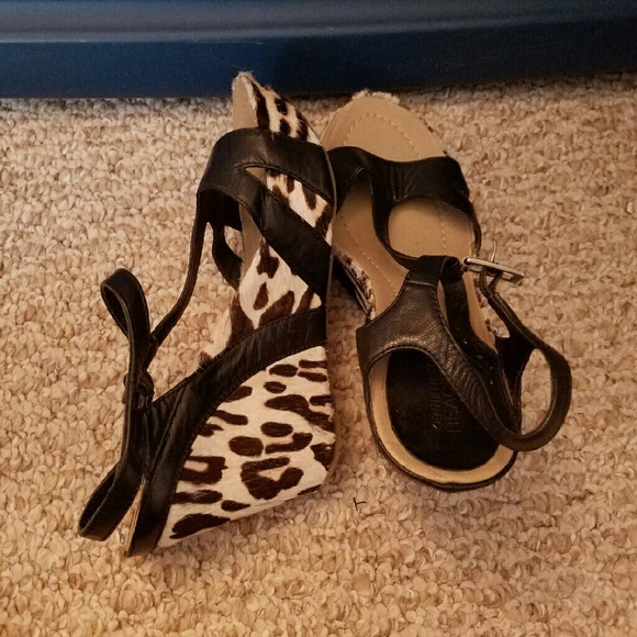 Kenneth Cole Reactions Wedges